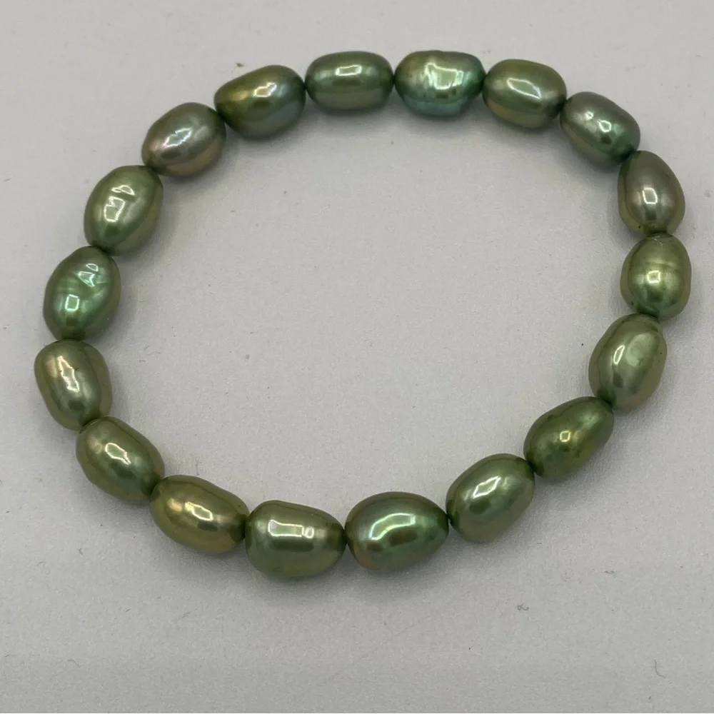 Green HONORA Pearl Stretch Bracelet